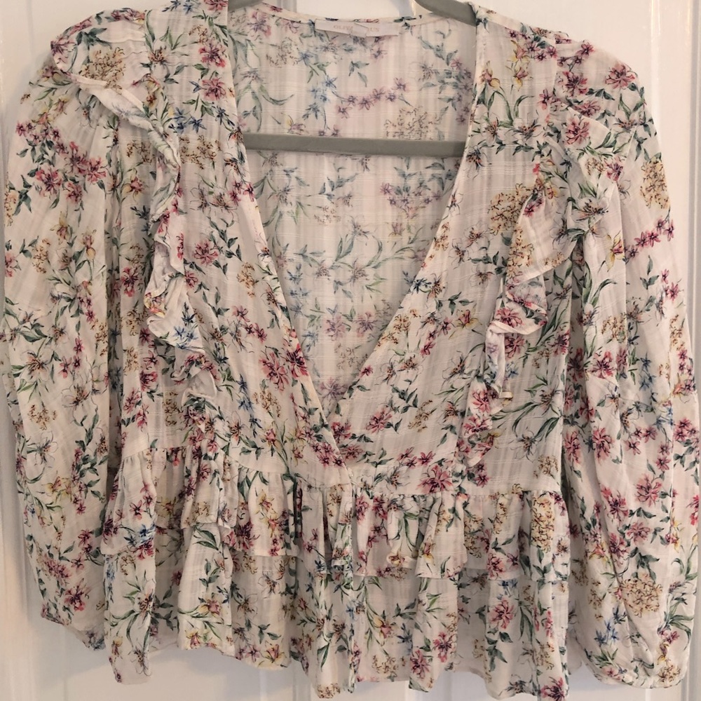 Olivaceous white floral blouse size small, NWOT
